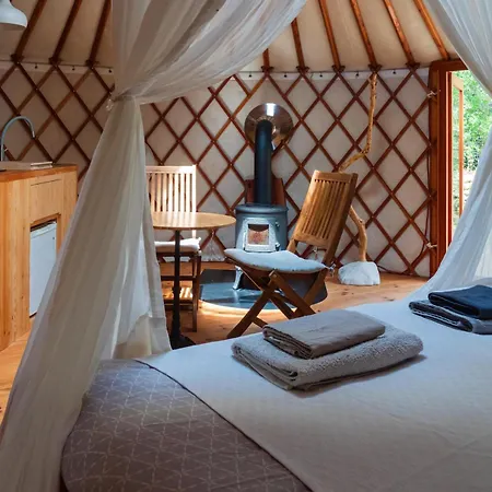 Forest Yurt ליקסורי